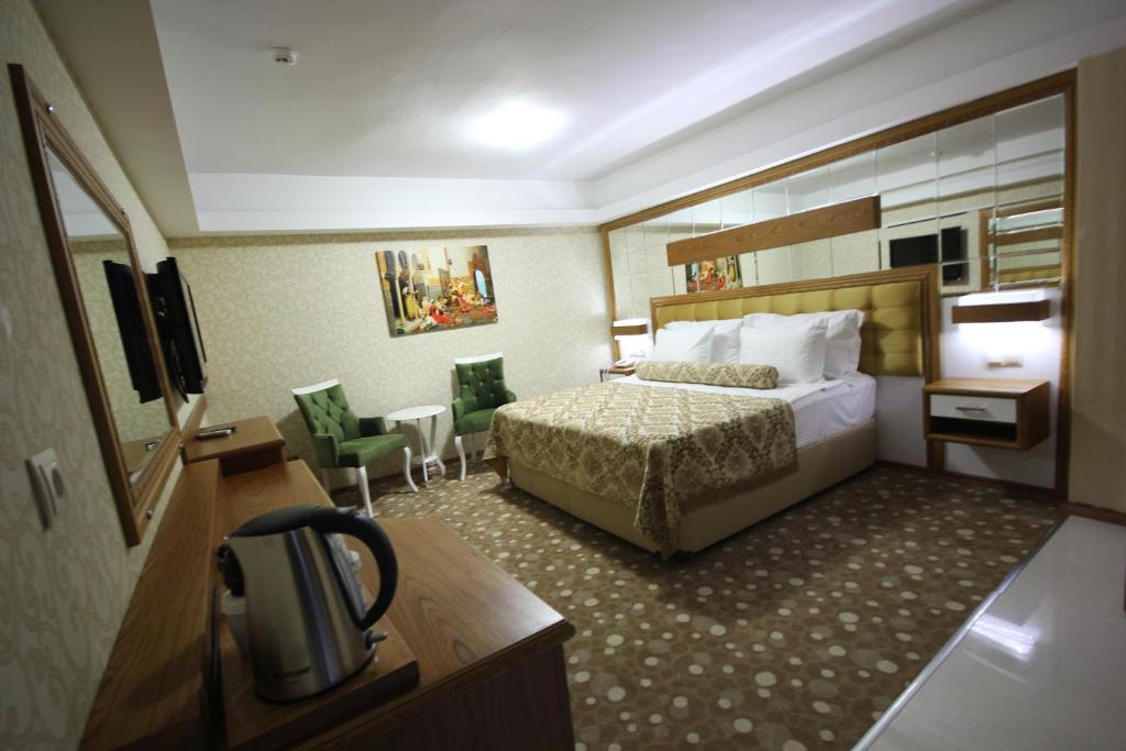 Grand Corner-1